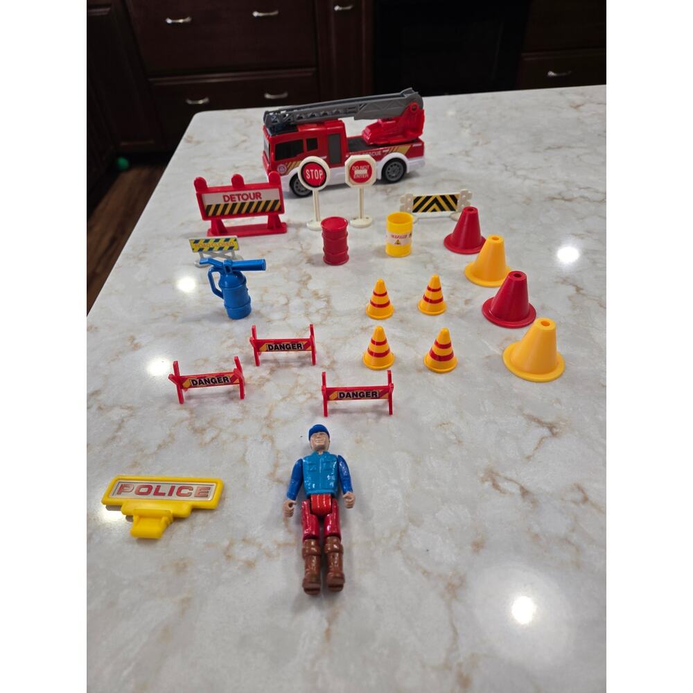 458 Vintage Playset Toys Little People Little Tikes Playmate Road Construction